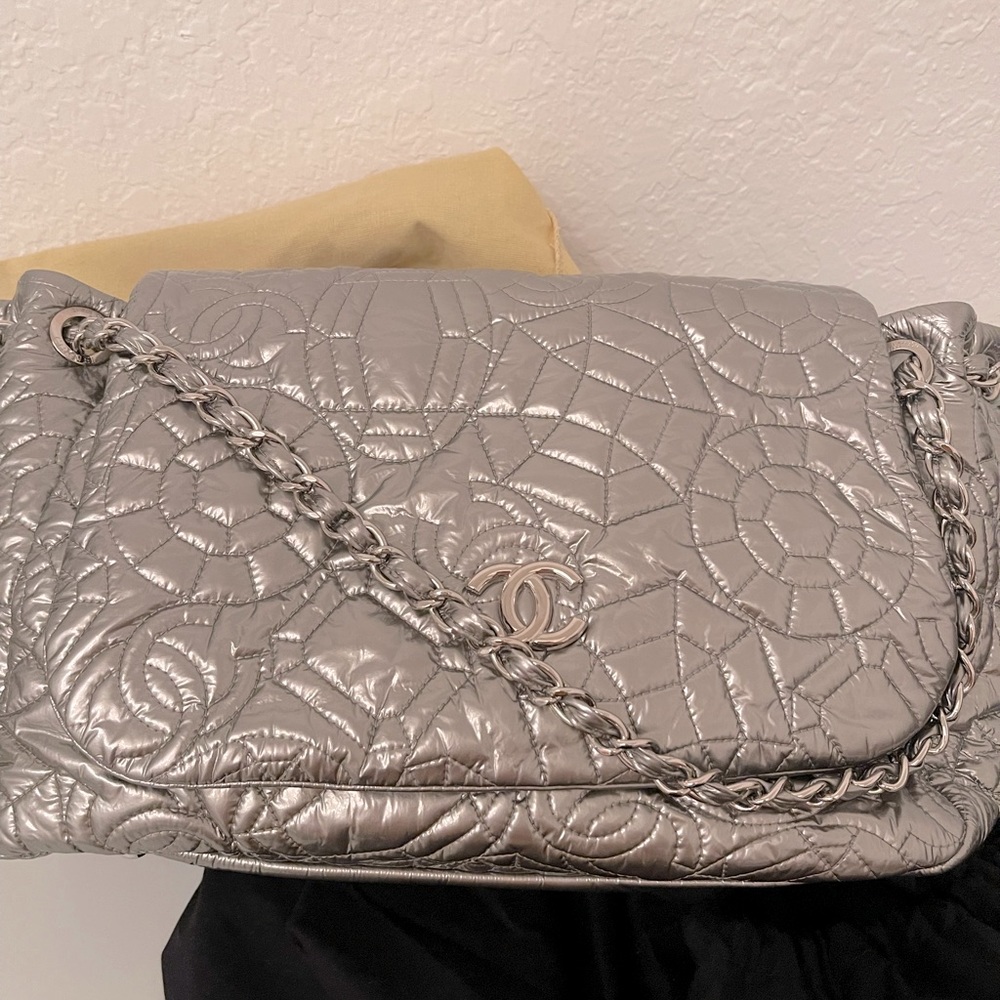 Chanel metallic handbag- excellent condition with tag and dust bag